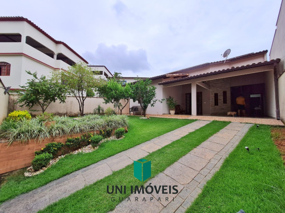 Imagem Casa com 3 Quartos à Venda, 300 m² em Alfredo Chaves - Alfredo Chaves Imagem Casa com 3 Quartos à Venda, 300 m² em Alfredo Chaves - Alfredo Chaves