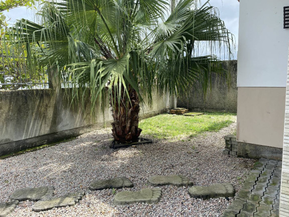Imagem Casa com 2 Quartos à Venda, 75 m² em Universitário - Tijucas