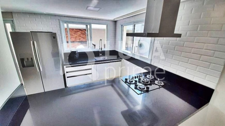 Imagem Casa com 3 Quartos à Venda, 277 m² em Tremembé - São Paulo Imagem Casa com 3 Quartos à Venda, 277 m² em Tremembé - São Paulo