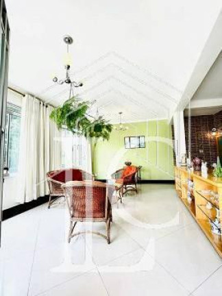 Imagem Casa com 3 Quartos à Venda, 225 m² em Vila Mariana - São Paulo