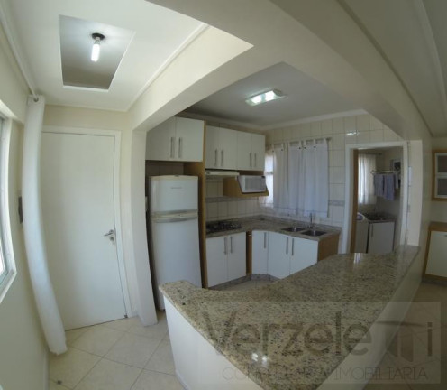 Imagem Apartamento com 3 Quartos para Temporada, 135 m² em Centro - Balneário Camboriú Imagem Apartamento com 3 Quartos para Temporada, 135 m² em Centro - Balneário Camboriú