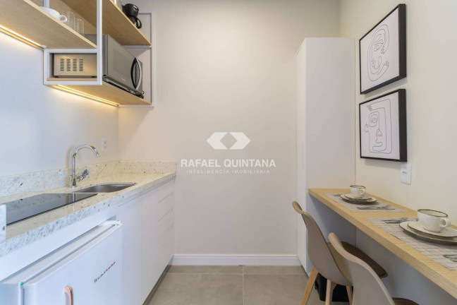 Imagem Apartamento à Venda, 23 m² em Centro - Florianópolis Imagem Apartamento à Venda, 23 m² em Centro - Florianópolis