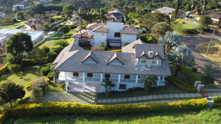 Casa com 5 Quartos à Venda,  em Jardim Das Palmeiras - Bragança Paulista