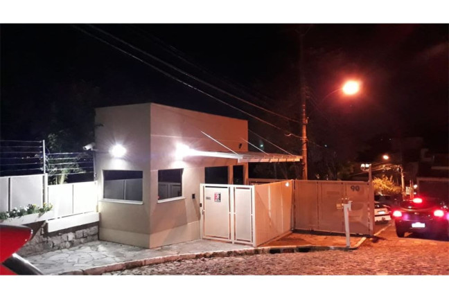 Imagem Casa com 4 Quartos à Venda,  em Teresópolis - Porto Alegre