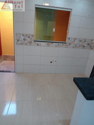 Imagem Casa com 2 Quartos à Venda, 68 m² em Maracanã - Praia Grande Imagem Casa com 2 Quartos à Venda, 68 m² em Maracanã - Praia Grande