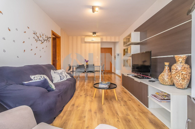 Imagem Apartamento com 2 Quartos à Venda, 72 m² em Petrópolis - Porto Alegre