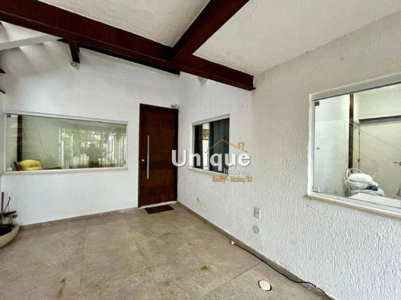 Imagem Casa com 5 Quartos à Venda, 236 m² em Centro - Armação Dos Búzios