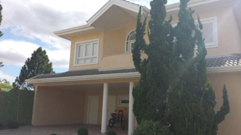 Casa com 4 Quartos à Venda,  em Alpha Conde - Alphaville