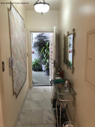 Imagem Apartamento com 3 Quartos à Venda, 199 m² em Centro Histórico - Porto Alegre Imagem Apartamento com 3 Quartos à Venda, 199 m² em Centro Histórico - Porto Alegre
