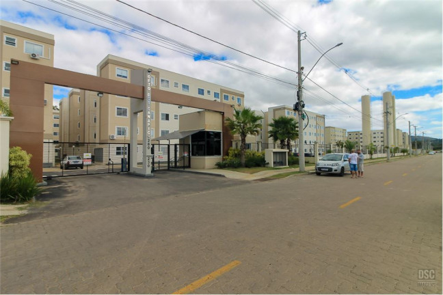Imóvel com 2 Quartos à Venda,  em Restinga - Porto Alegre