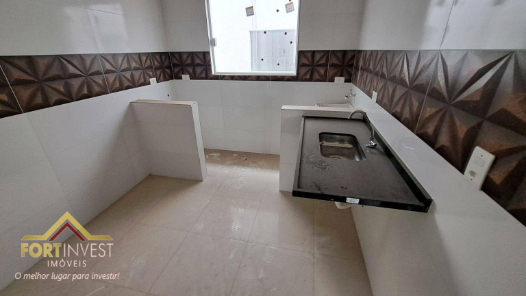 Imagem Imóvel com 2 Quartos à Venda, 45 m² em Maracanã - Praia Grande Imagem Imóvel com 2 Quartos à Venda, 45 m² em Maracanã - Praia Grande