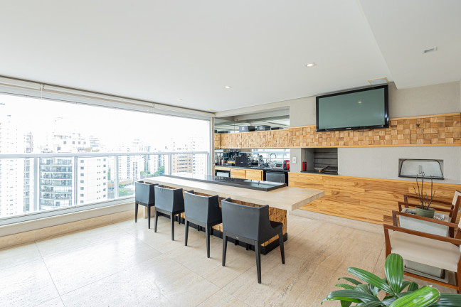 Imagem Imóvel com 3 Quartos à Venda, 335 m² em Moema - São Paulo Imagem Imóvel com 3 Quartos à Venda, 335 m² em Moema - São Paulo