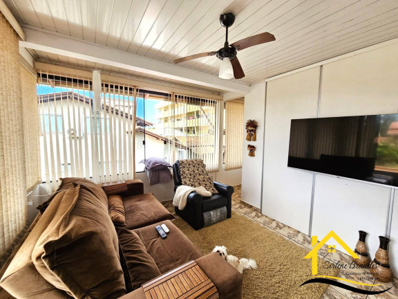 Imagem Casa com 3 Quartos à Venda, 360 m² em Salinas - Balneário Barra Do Sul Imagem Casa com 3 Quartos à Venda, 360 m² em Salinas - Balneário Barra Do Sul