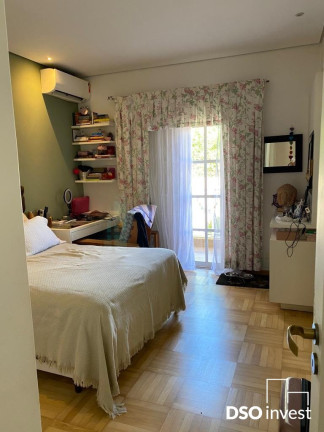 Imagem Casa com 4 Quartos à Venda, 220 m² em Vila Nova Conceição - São Paulo