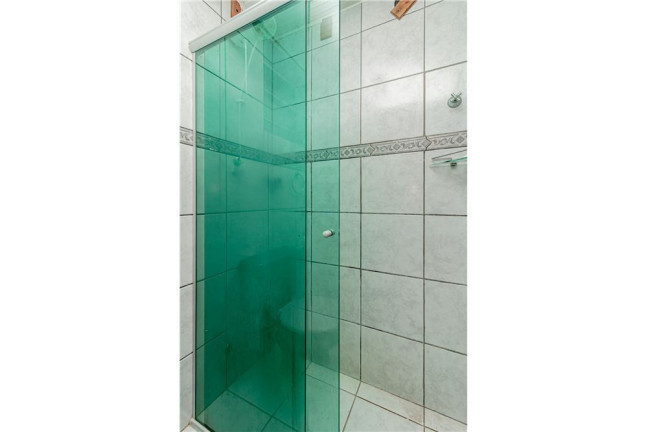 Imagem Imóvel com 2 Quartos à Venda, em Passo Da Areia - Porto Alegre Imagem Imóvel com 2 Quartos à Venda, em Passo Da Areia - Porto Alegre
