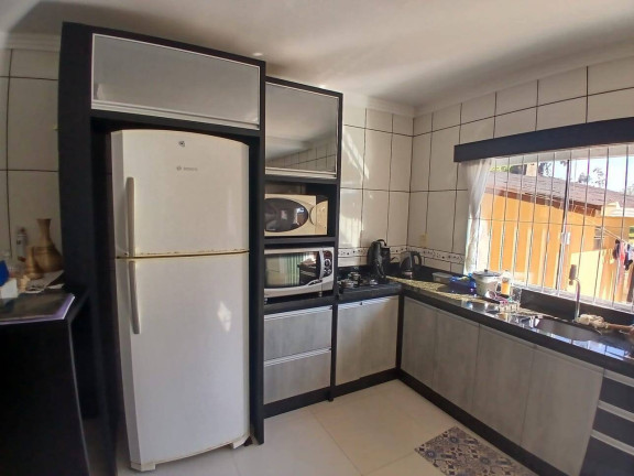 Imagem Casa com 3 Quartos à Venda, 305 m² em Pinheiros - Balneário Barra Do Sul Imagem Casa com 3 Quartos à Venda, 305 m² em Pinheiros - Balneário Barra Do Sul