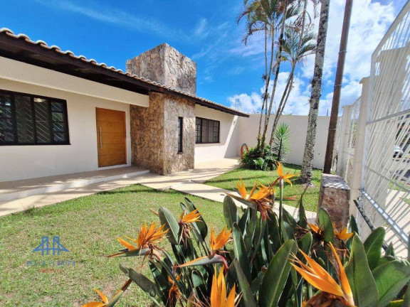 Imagem Casa com 3 Quartos à Venda, 195 m² em Itacorubi - Florianópolis