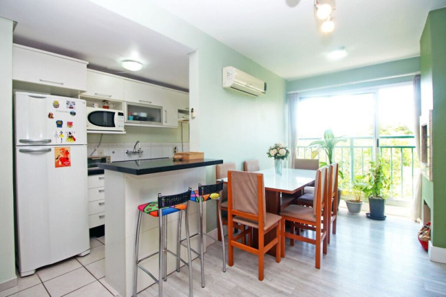 Imagem Apartamento com 2 Quartos à Venda, 67 m² em Jardim Do Salso - Porto Alegre