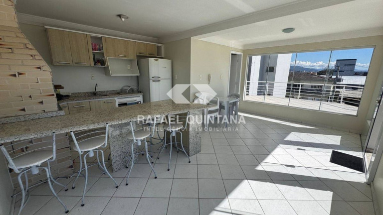 Imagem Casa com 4 Quartos à Venda, 247 m² em Barreiros - São José