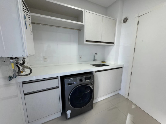 Imagem Apartamento com 4 Quartos à Venda, 210 m² em Meia Praia - Itapema