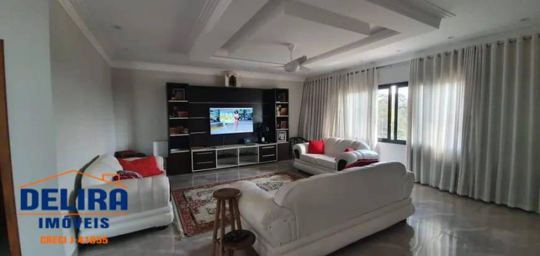Imagem Casa com 4 Quartos à Venda, 400 m² em Corumbá (terra Preta) - Mairiporã Imagem Casa com 4 Quartos à Venda, 400 m² em Corumbá (terra Preta) - Mairiporã