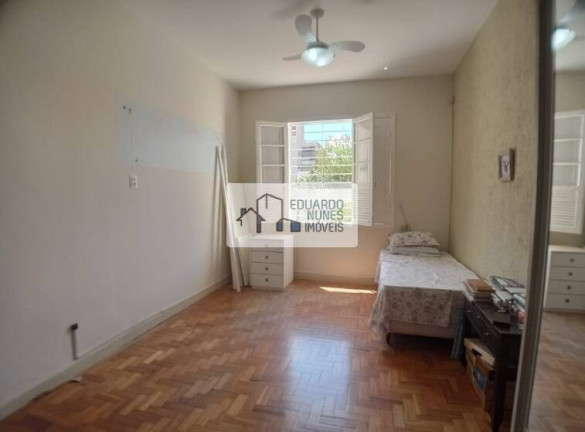 Imagem Casa com 3 Quartos à Venda, 144 m² em Santo Antônio - Belo Horizonte Imagem Casa com 3 Quartos à Venda, 144 m² em Santo Antônio - Belo Horizonte
