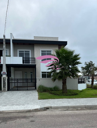 Imagem Casa com 3 Quartos à Venda, 100 m² em Piçarras - Guaratuba