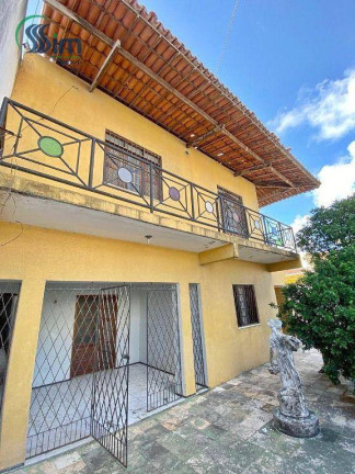 Casa com 5 Quartos à Venda, 436 m² em Jardim Das Oliveiras - Fortaleza