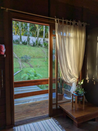 Imagem Casa com 2 Quartos à Venda, 170 m² em Floresta - Joinville