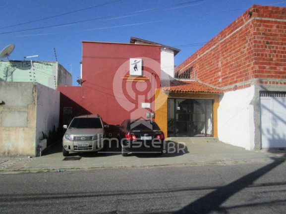 Sobrado com 8 Quartos à Venda, 530 m² em Centro - Fortaleza