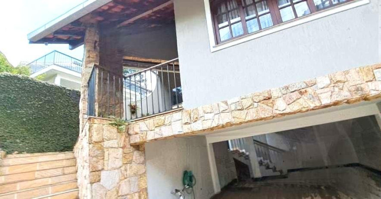 Imagem Casa com 3 Quartos à Venda, 472 m² em Tijuca - Teresópolis Imagem Casa com 3 Quartos à Venda, 472 m² em Tijuca - Teresópolis