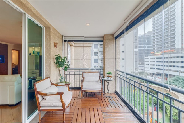 Imagem Apartamento com 3 Quartos à Venda, 125 m² em Brooklin Paulista - São Paulo