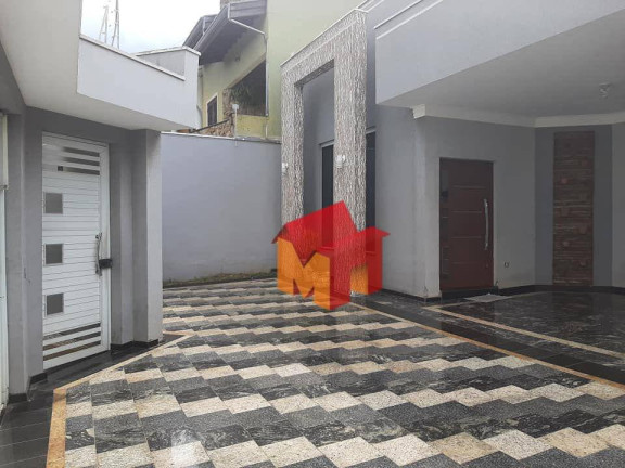 Casa com 4 Quartos à Venda, 270 m² em Parque Novo Mundo - Americana
