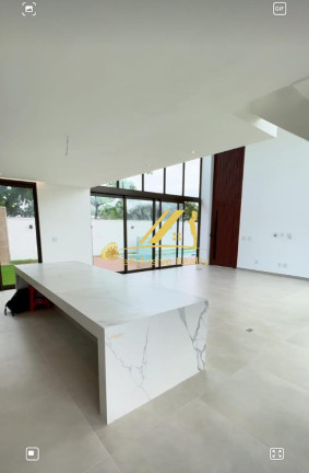 Imagem Imóvel com 8 Quartos à Venda, 320 m² em Guarajuba (monte Gordo) - Camaçari Imagem Imóvel com 8 Quartos à Venda, 320 m² em Guarajuba (monte Gordo) - Camaçari