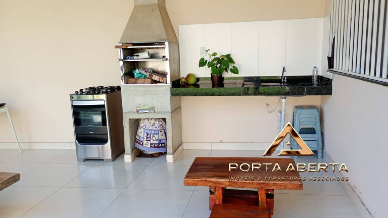 Imagem Casa com 3 Quartos à Venda, 360 m² em Residencial Porto Seguro - Caratinga