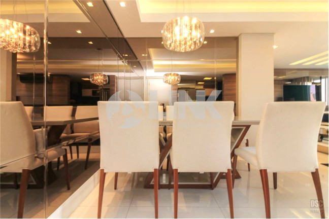 Imagem Apartamento com 2 Quartos à Venda, 81 m² em Passo Da Areia - Porto Alegre Imagem Apartamento com 2 Quartos à Venda, 81 m² em Passo Da Areia - Porto Alegre