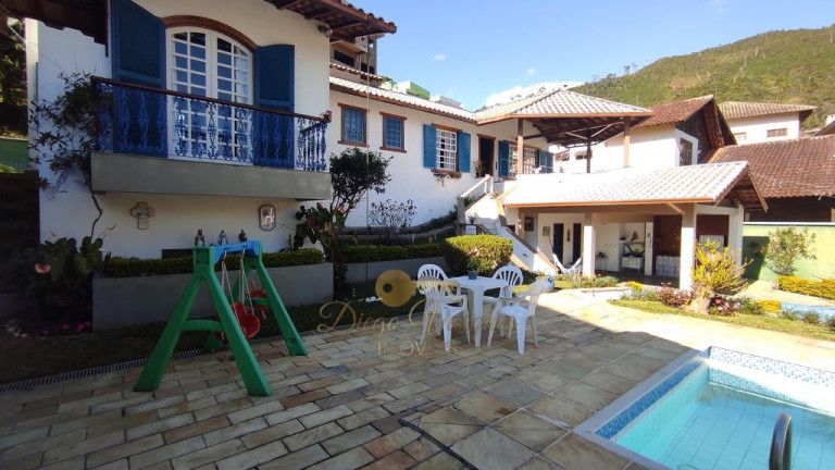 Imagem Casa com 4 Quartos à Venda, 172 m² em Tijuca - Teresópolis Imagem Casa com 4 Quartos à Venda, 172 m² em Tijuca - Teresópolis
