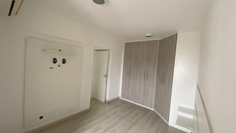 Imagem Apartamento com 2 Quartos à Venda, 68 m² em Encruzilhada - Santos