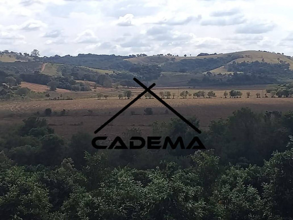 Imagem Chácara com 4 Quartos à Venda, 92 m² em Area Rural - São Gonçalo Do Sapucaí