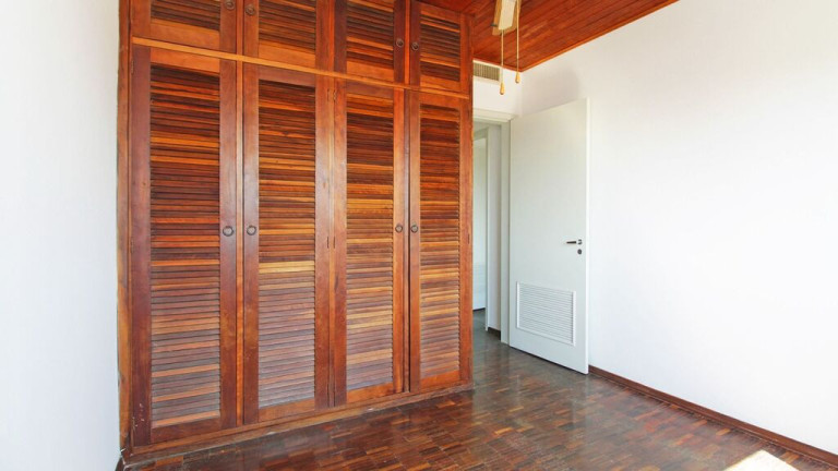 Imagem Cobertura com 3 Quartos à Venda, 208 m² em Auxiliadora - Porto Alegre