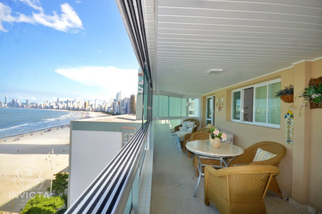 Imagem Apartamento com 3 Quartos à Venda, 165 m² em Barra Norte - Balneário Camboriú Imagem Apartamento com 3 Quartos à Venda, 165 m² em Barra Norte - Balneário Camboriú