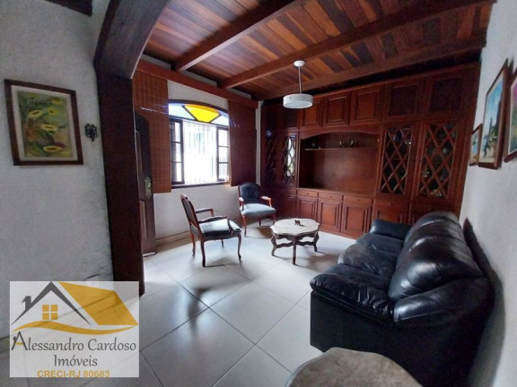 Imagem Casa com 5 Quartos à Venda, 145 m² em Charitas - Niterói