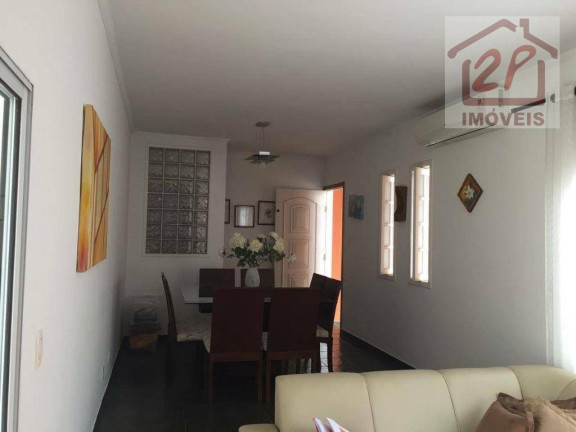 Imagem Casa com 3 Quartos à Venda, 200 m² em Parque Industrial - São José Dos Campos