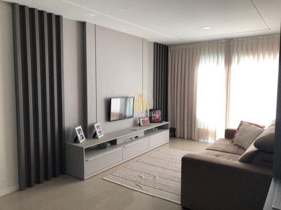 Apartamento com 2 Quartos à Venda, 100 m² em Centro - Camboriú
