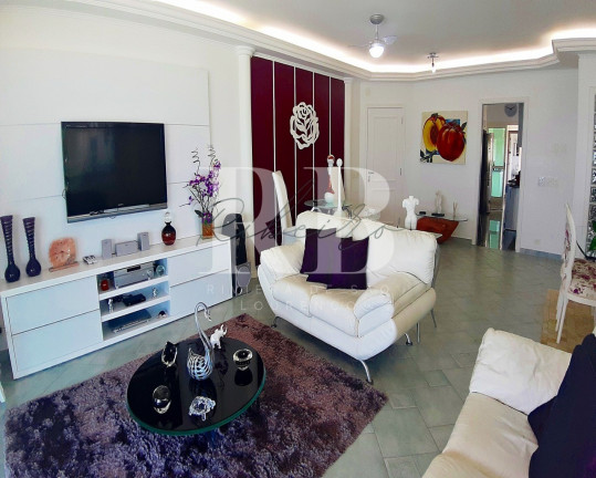Imagem Imóvel com 3 Quartos para Temporada, 176 m² em Riviera - Bertioga Imagem Imóvel com 3 Quartos para Temporada, 176 m² em Riviera - Bertioga