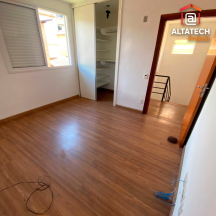 Imagem Casa com 3 Quartos à Venda, 169 m² em Parque Primavera - Poços De Caldas