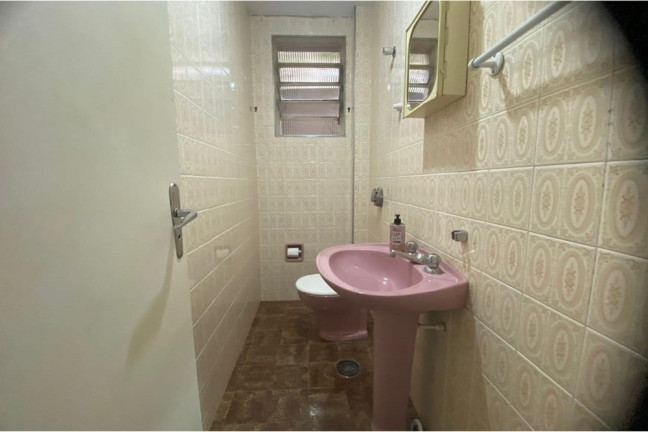 Imagem Sobrado com 4 Quartos para Alugar, 152 m² em Vila Ipojuca - São Paulo