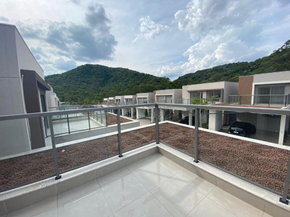 Imagem Casa de Condomínio com 3 Quartos à Venda, 200 m² em Tamboré - Santana De Parnaíba Imagem Casa de Condomínio com 3 Quartos à Venda, 200 m² em Tamboré - Santana De Parnaíba