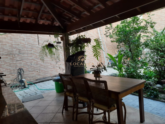 Imagem Casa com 3 Quartos à Venda, 765 m² em Feiticeira - Ilhabela Imagem Casa com 3 Quartos à Venda, 765 m² em Feiticeira - Ilhabela