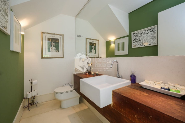 Imagem Casa com 3 Quartos à Venda, 480 m² em Vila Madalena - São Paulo
